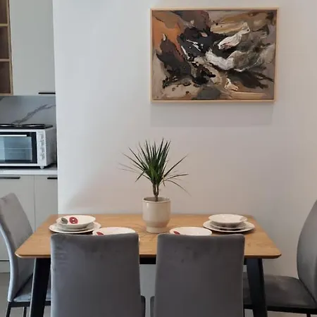Apartment Edgar's Center Tirana